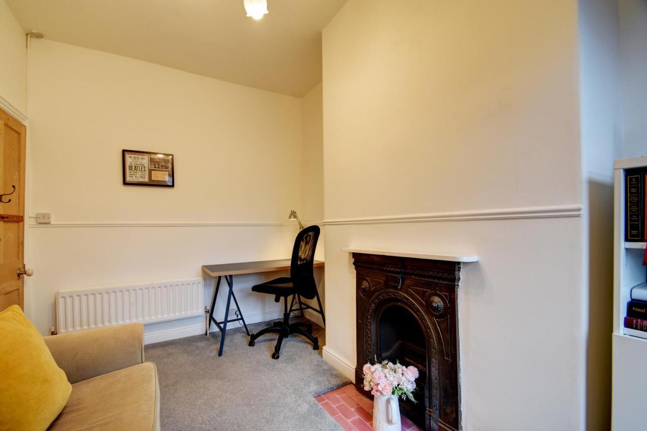 Spacious Victorian Townhouse Near Hcc With Off Street Parking Harrogate Ngoại thất bức ảnh